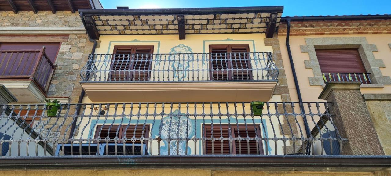 Casa Mon Villa Tiurana Luaran gambar