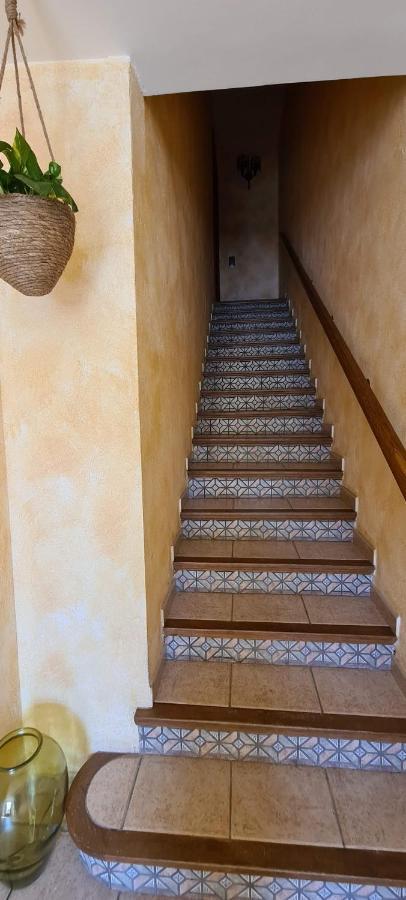 Casa Mon Villa Tiurana Luaran gambar