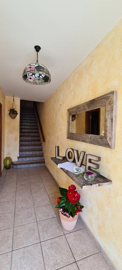 Casa Mon Villa Tiurana Luaran gambar